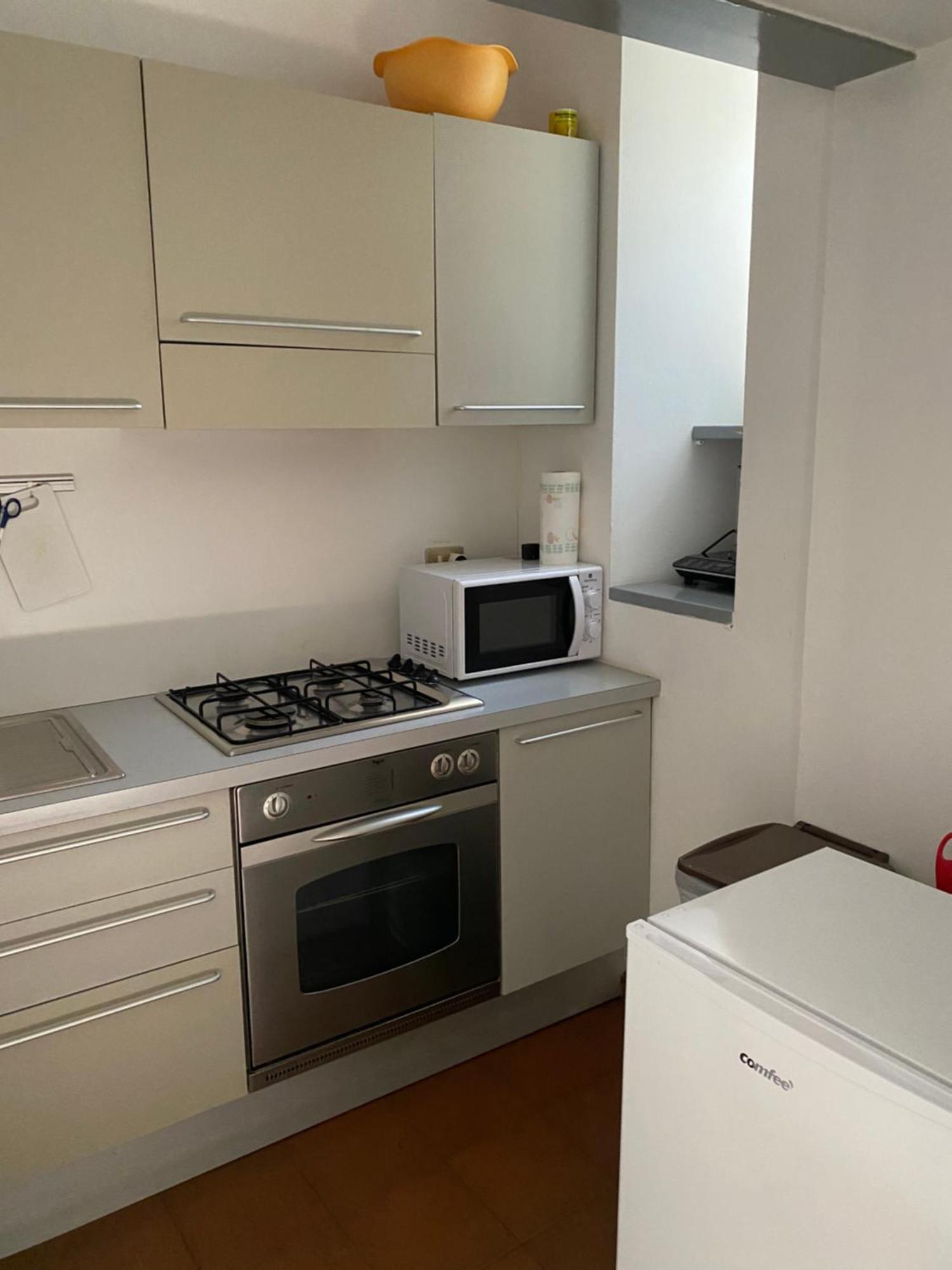 Appartamento Vicolo Forno Mercallo Esterno foto