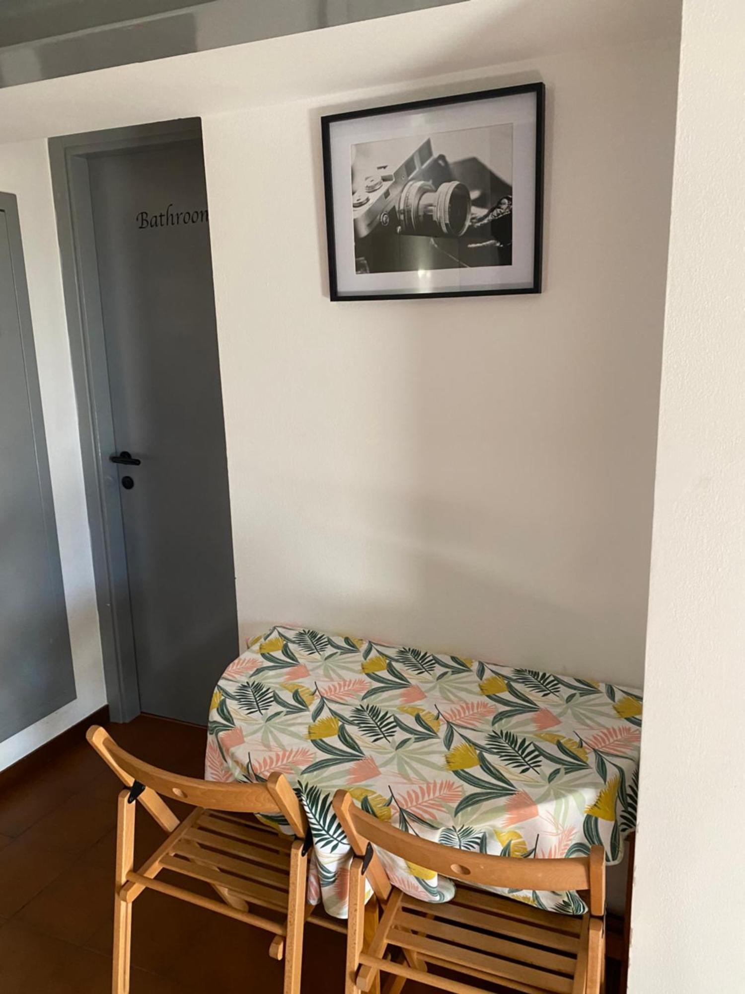 Appartamento Vicolo Forno Mercallo Esterno foto