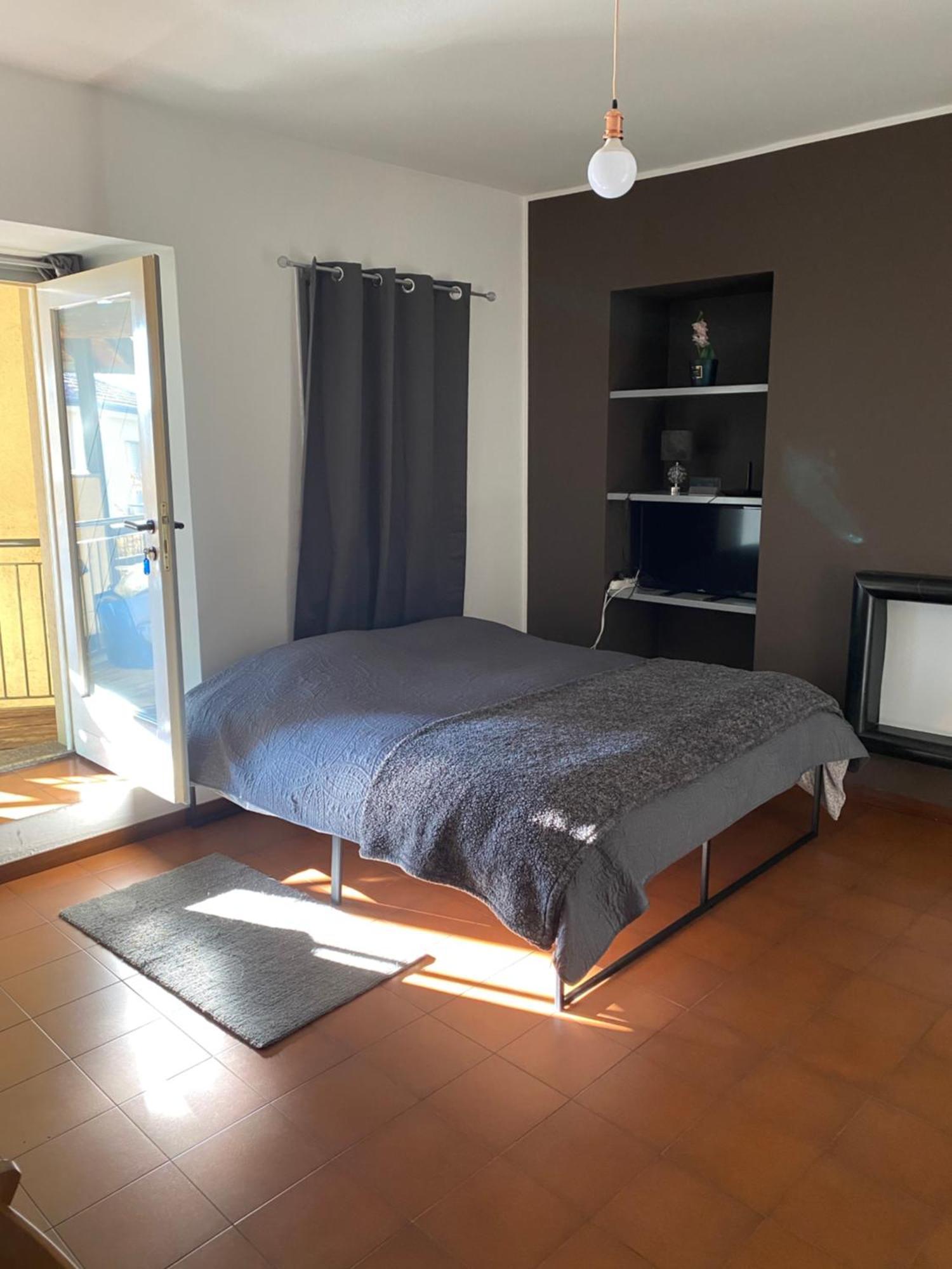 Appartamento Vicolo Forno Mercallo Esterno foto
